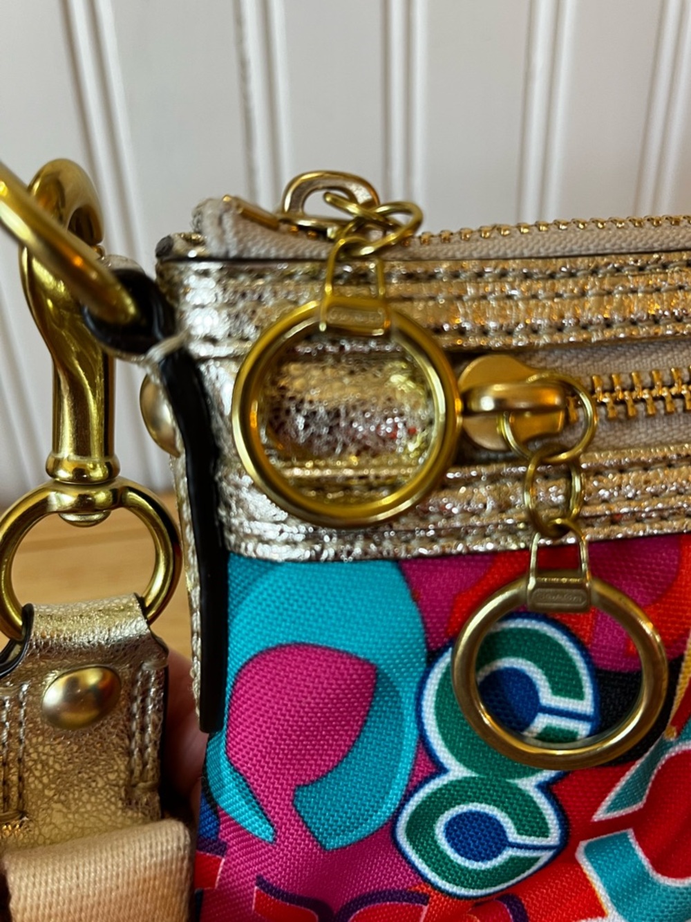 Coach Poppy Pop C Graffiti Metallic Gold Patchwork Swingback - Picture 9 of 15